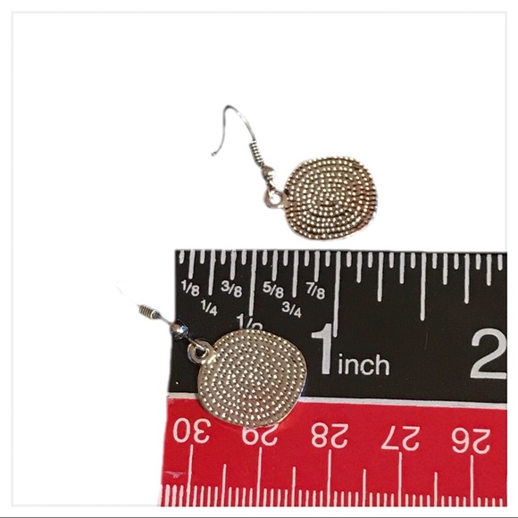 ANIMAL PAW EARRINGS - Picture 2 of 3